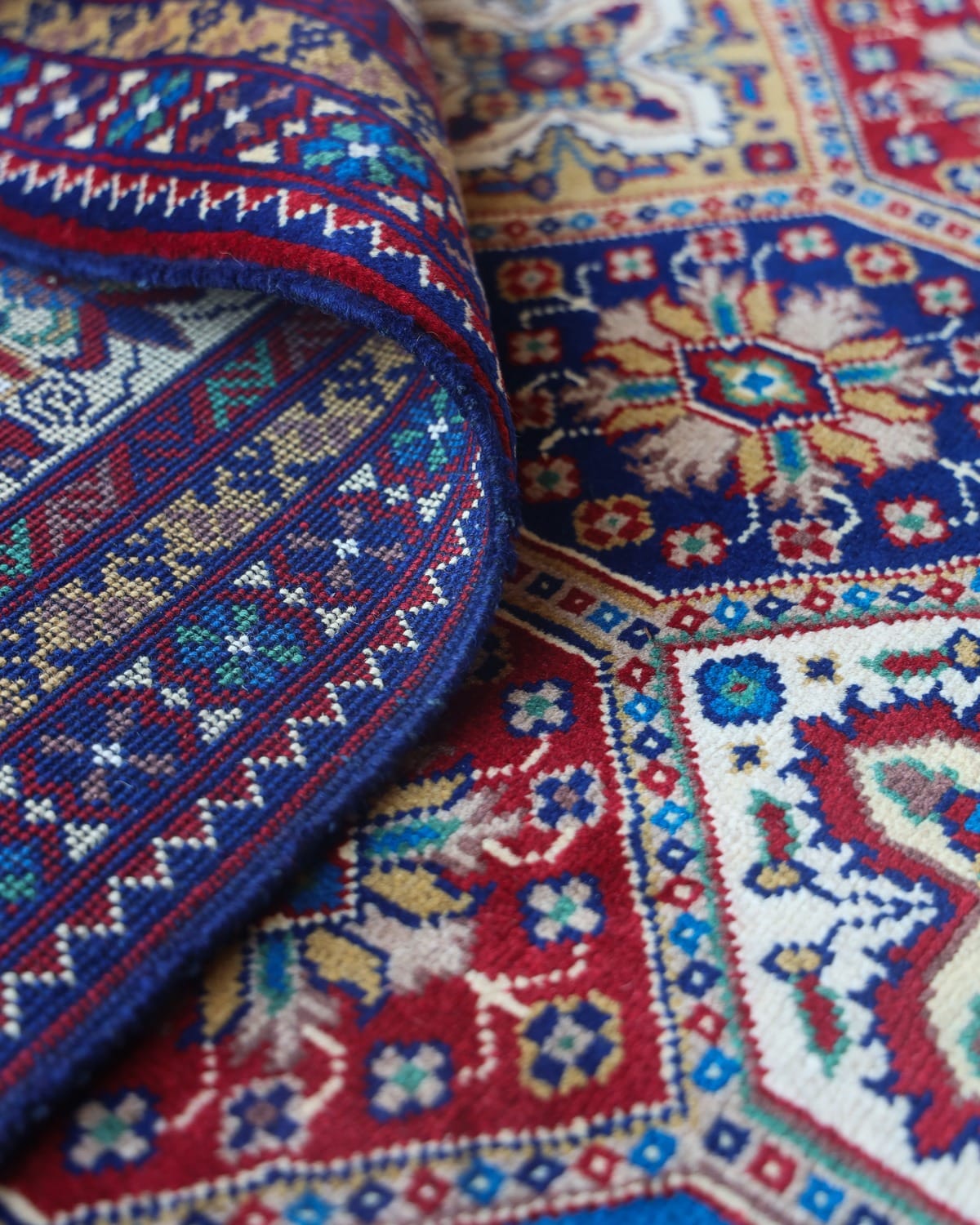 Kashi Gul Turkmen Wool Rug Aseel