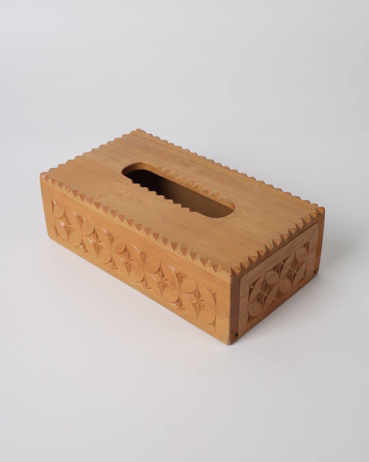 Handcrafted Wooden Tissue Box – Natural Maple Finish