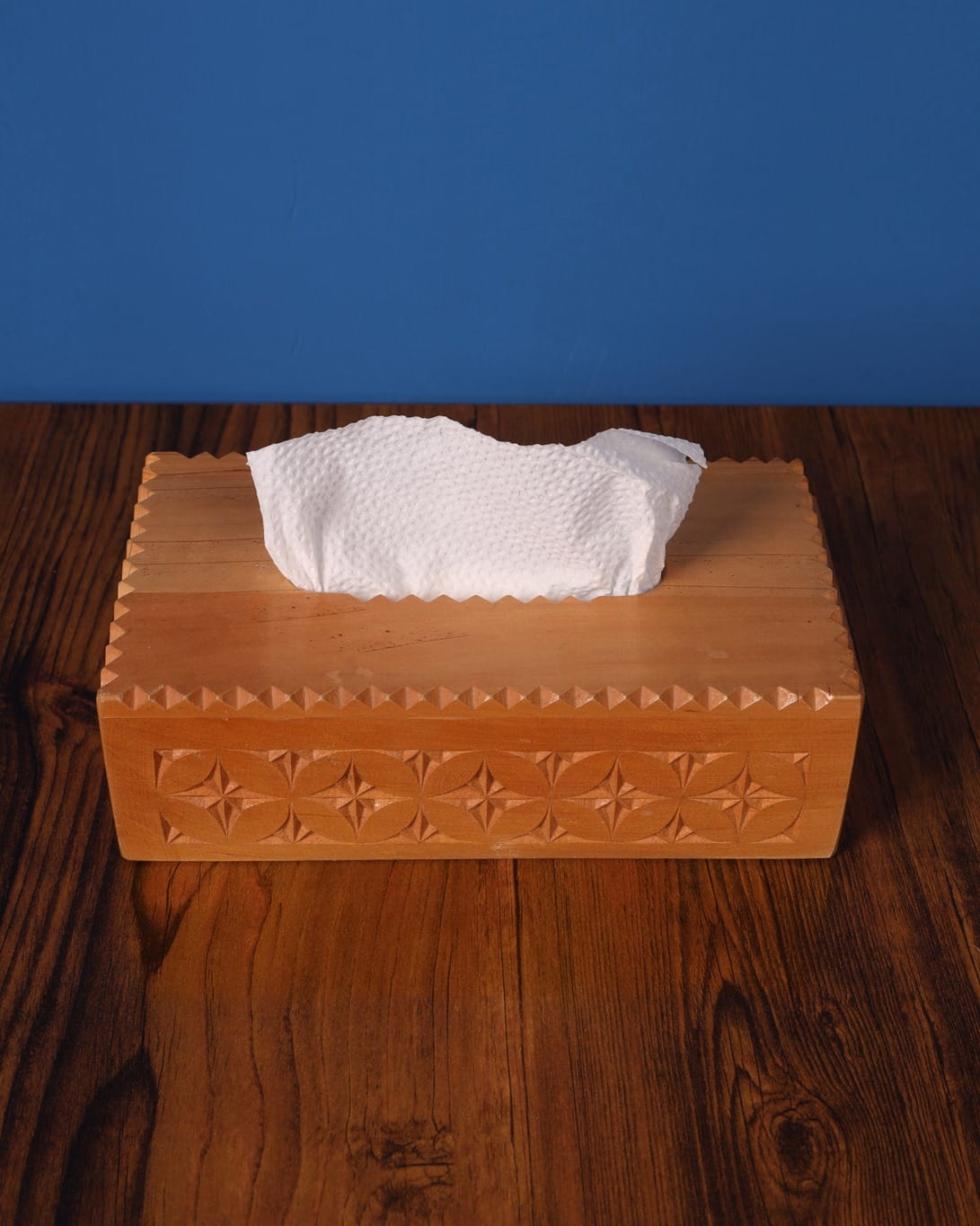 Handcrafted Wooden Tissue Box – Natural Maple Finish
