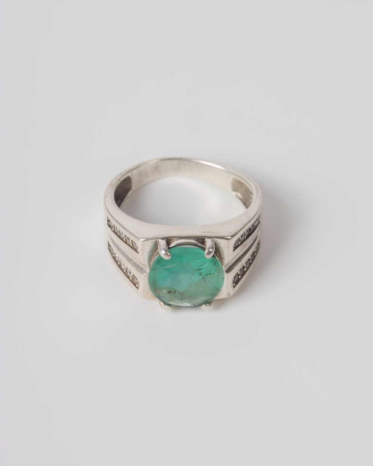Men’s Emerald Silver Ring