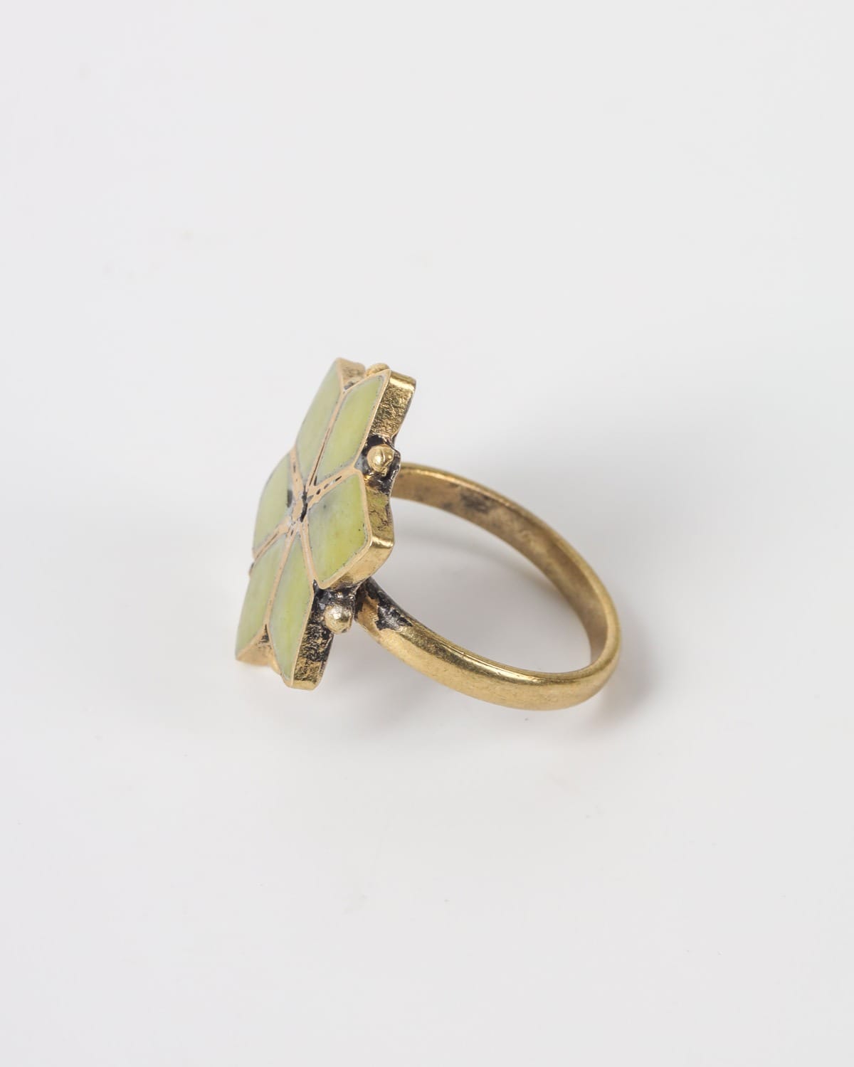 Kandahar Shamqad Floral Ring