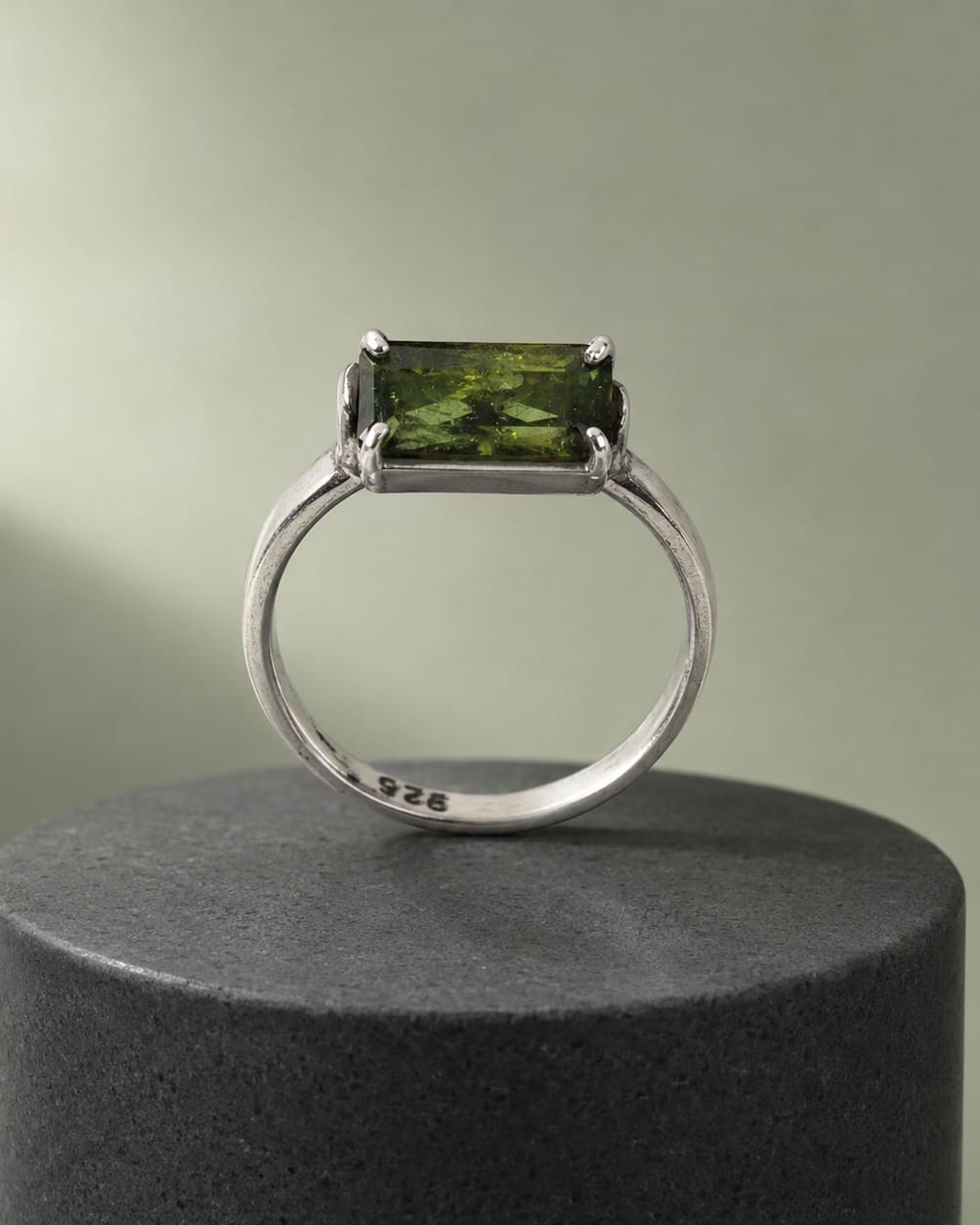 Green Beryl Silver Ring