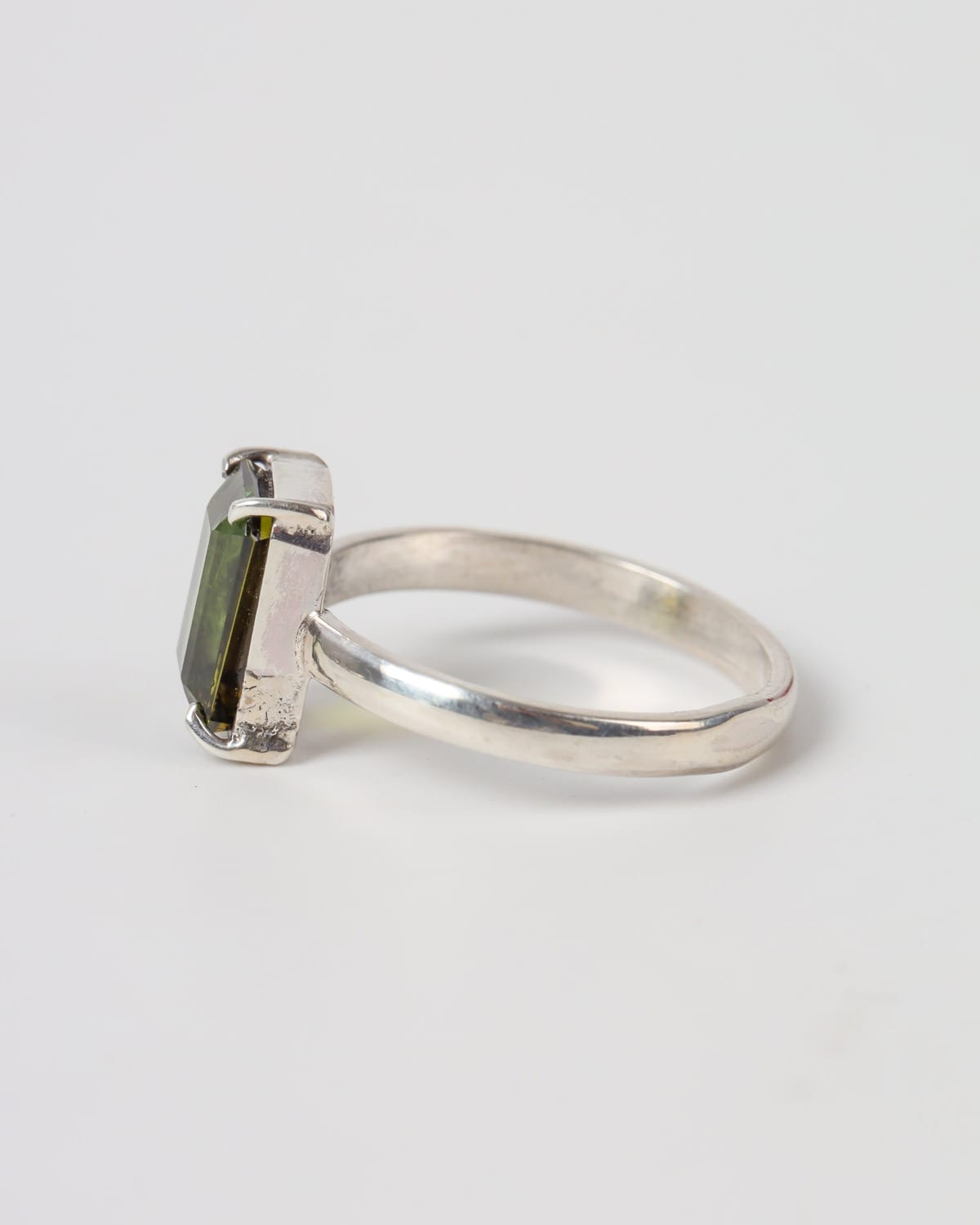 Womens Green Tourmaline Sterling Silver Ring