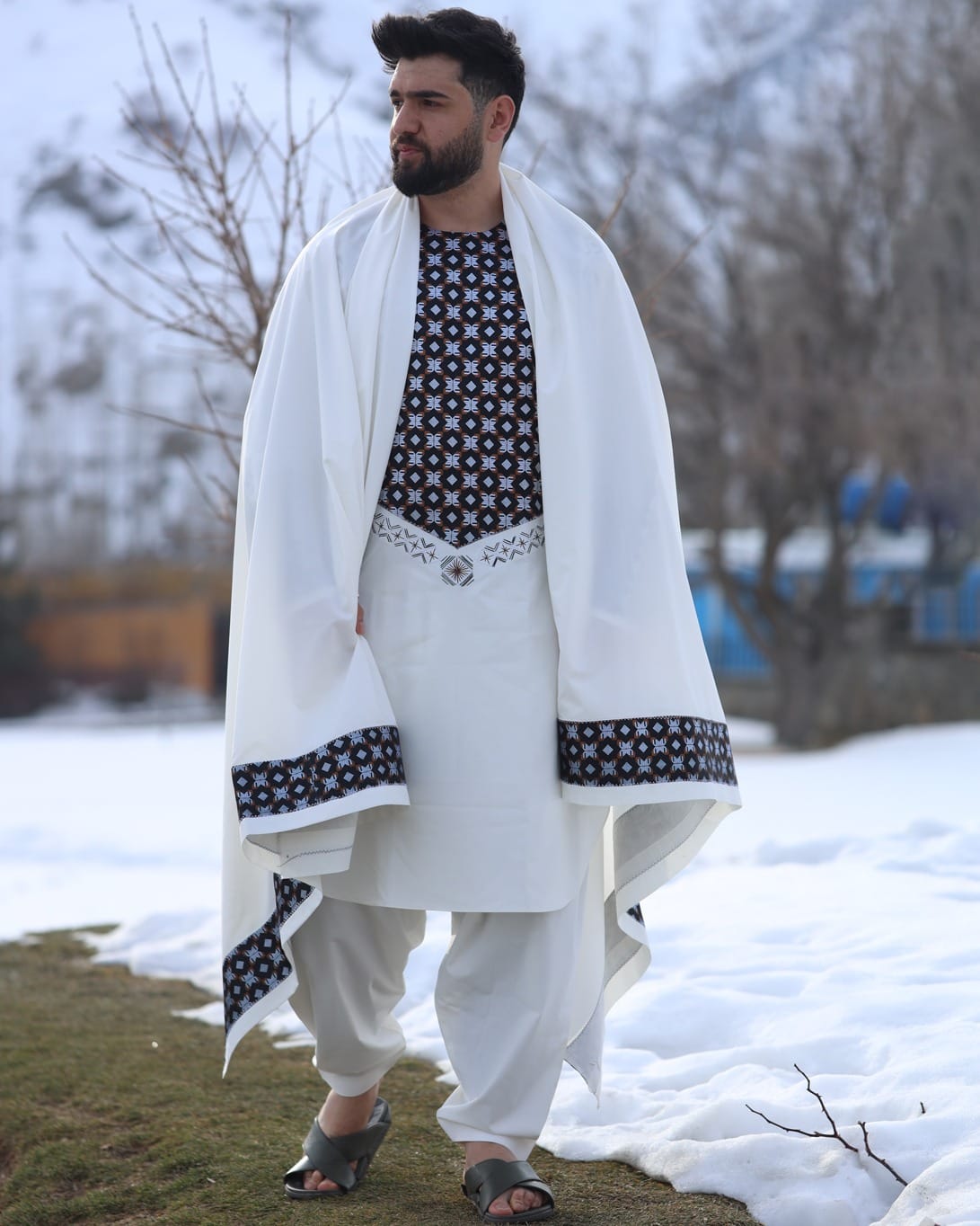 Clothes for Men Afghan White Shalwar Kameez with Shawl