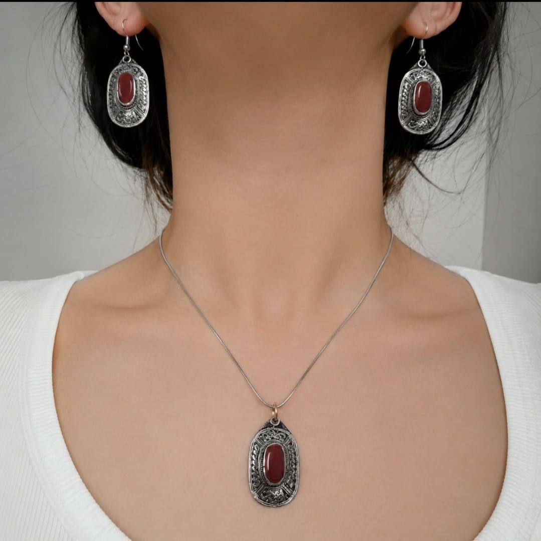 Natural Agate Necklace & Earrings Set Classic Style Material