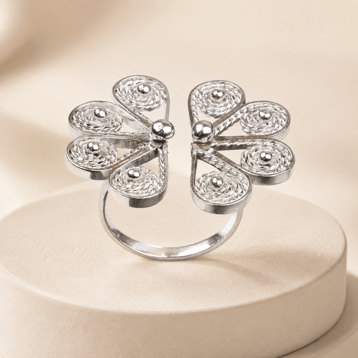 Malila Design Women's Ring| Flower Shape Ring